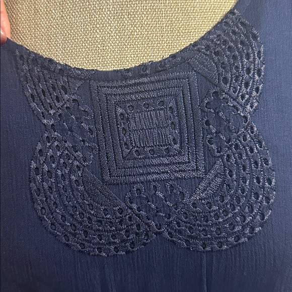 Pale Sky Navy Embroidered Sleeveless Blouse Small Boho Flowy Top - Picture 5 of 9